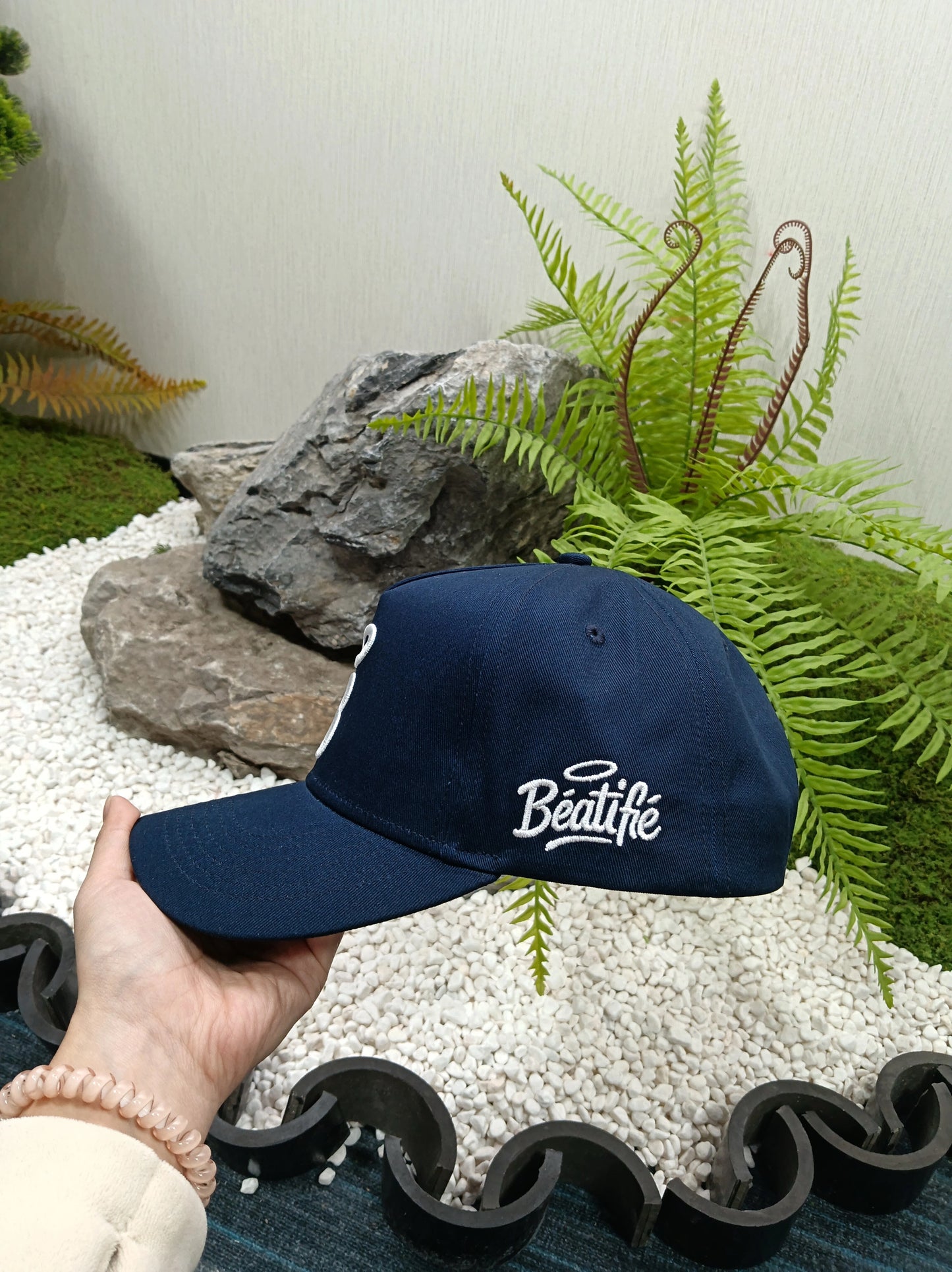 The B-Halo Cap