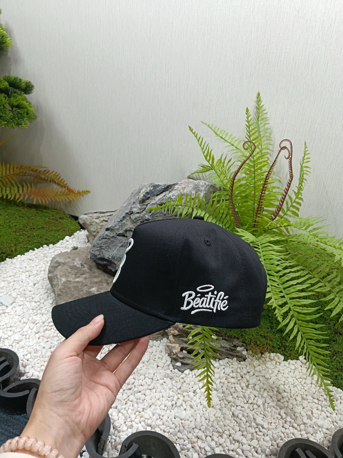 The B-Halo Cap